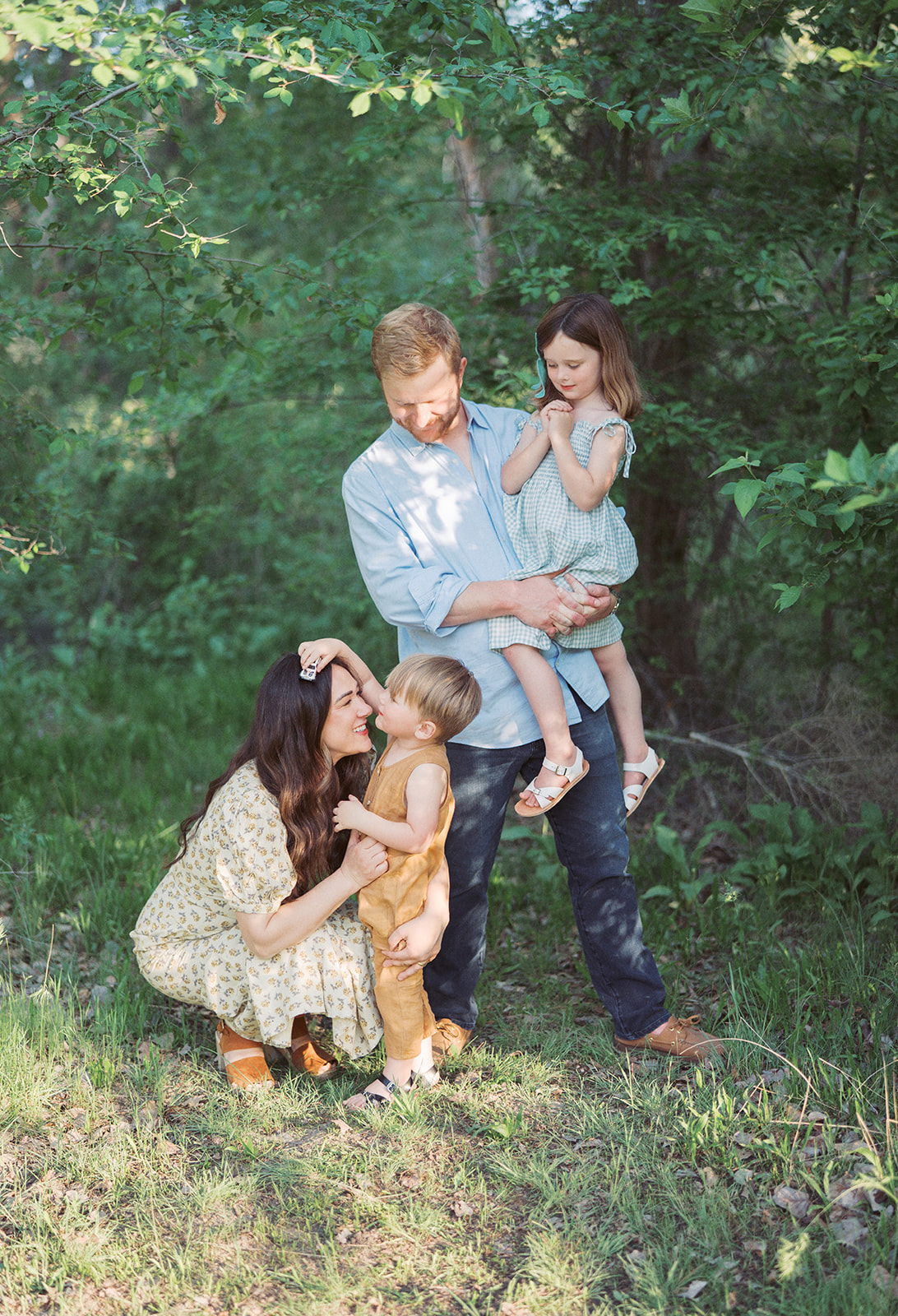 Boise Springtime Family Photo Session Family Photography by Hannah Mann