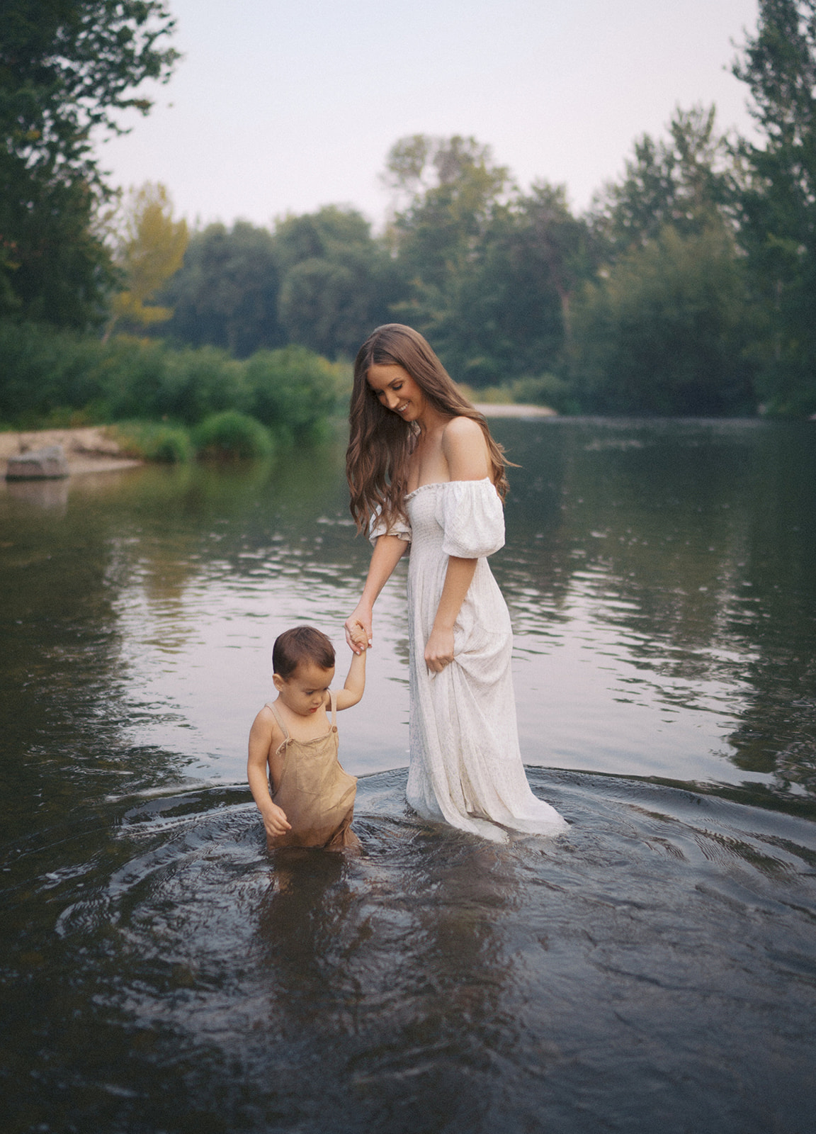 Meridian Family Photo Session | Family Photography by Hannah Mann